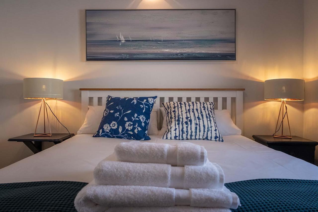 Blue Winds And Waves Apartment Cowes  Exterior foto